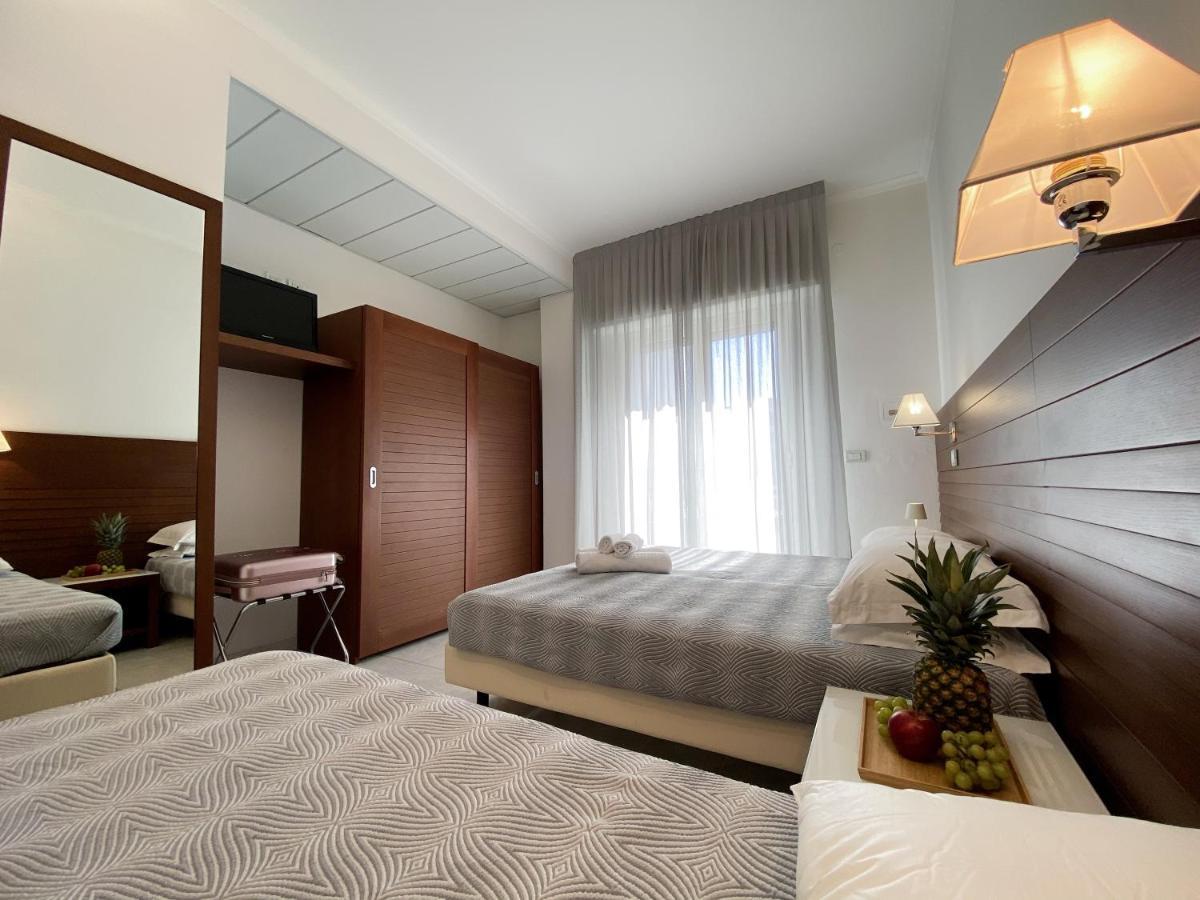 Club Hotel ริชชิโอเน ภายนอก รูปภาพ